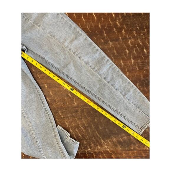 Hidden Size 24 Light Wash High Rise Mom Jeans Seam Detail Vintage Style Denim - Picture 5 of 6